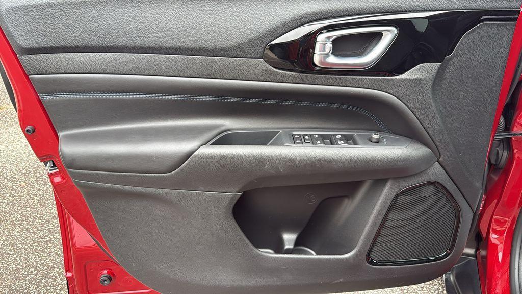 new 2026 Jeep Compass car, priced at $28,990