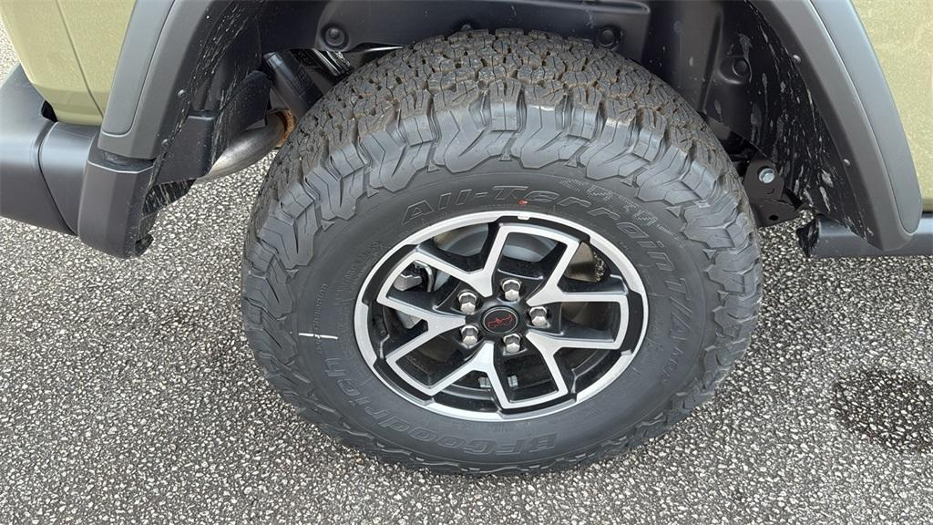 new 2026 Jeep Wrangler car, priced at $47,532