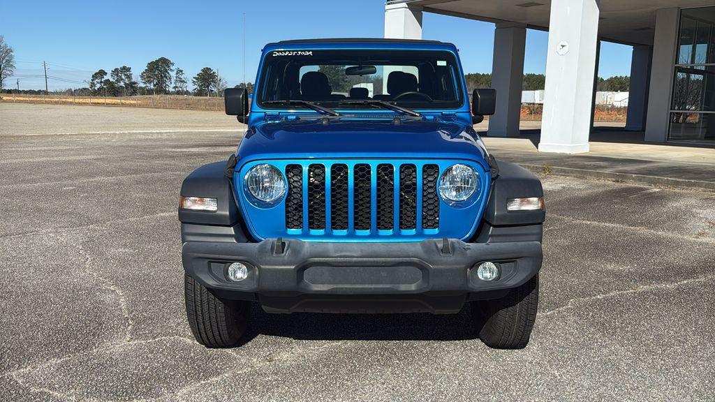 used 2020 Jeep Gladiator car, priced at $26,140