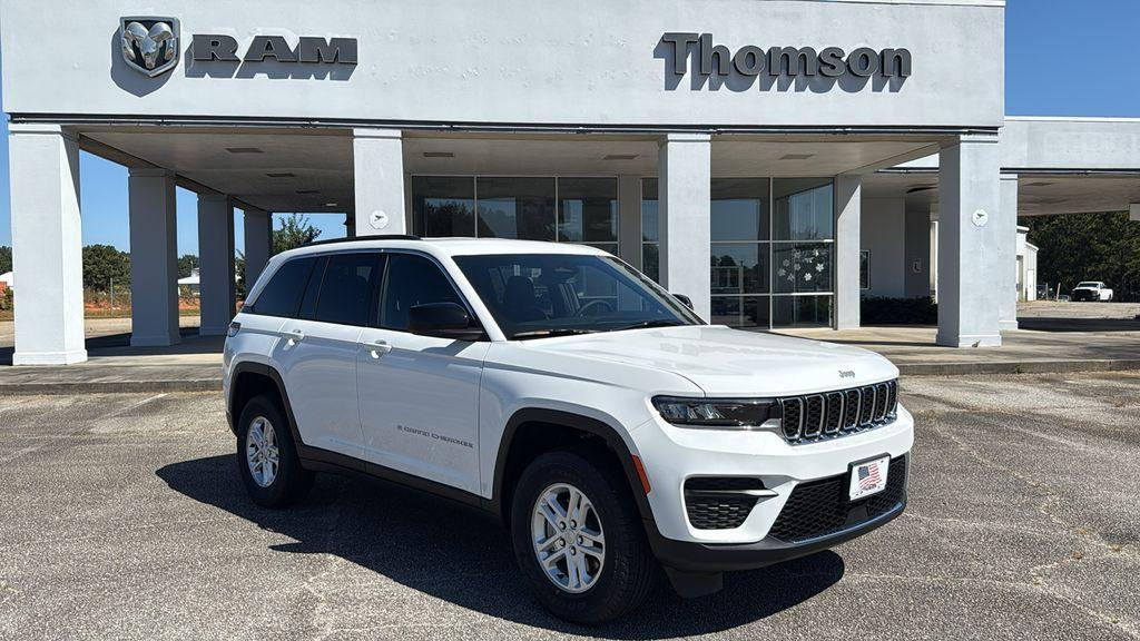 new 2025 Jeep Grand Cherokee car, priced at $32,470
