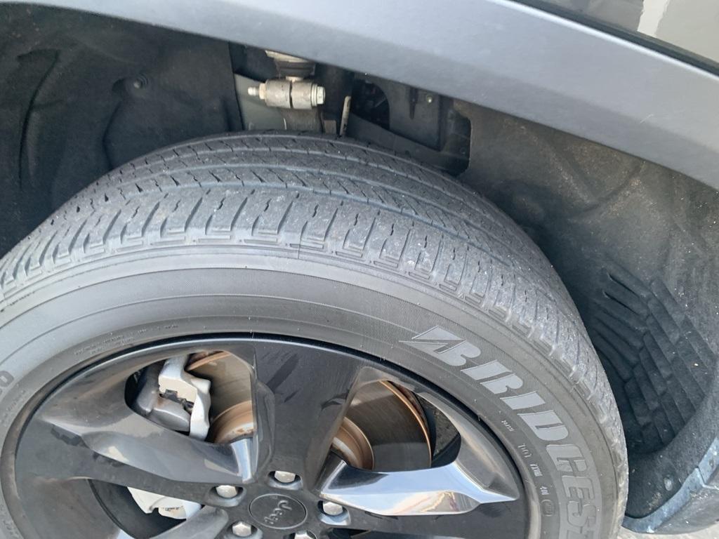 used 2023 Jeep Grand Cherokee L car, priced at $29,990