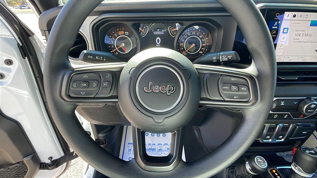 new 2026 Jeep Wrangler car, priced at $31,771