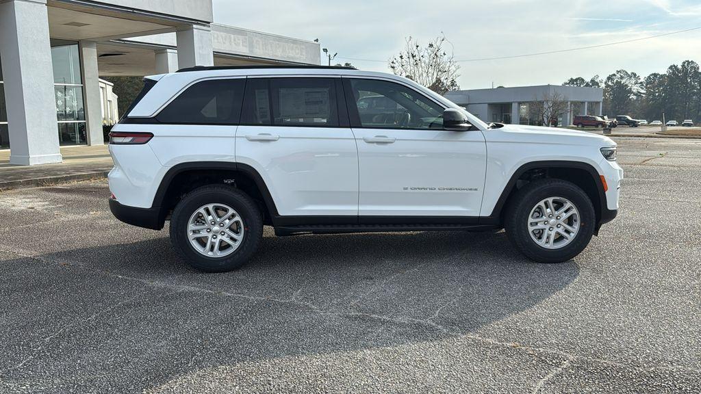 new 2025 Jeep Grand Cherokee car, priced at $34,471