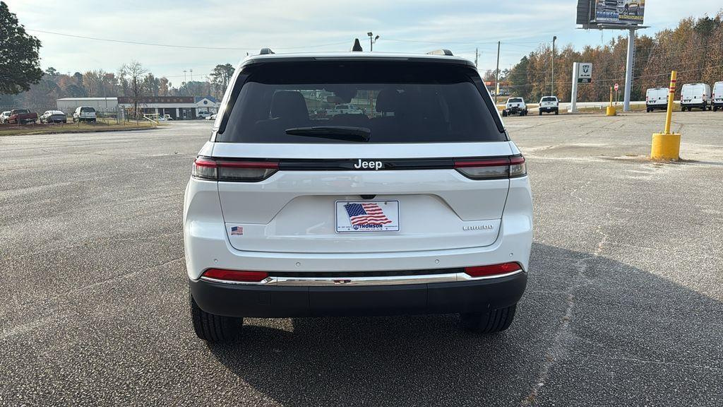 new 2025 Jeep Grand Cherokee car, priced at $34,471