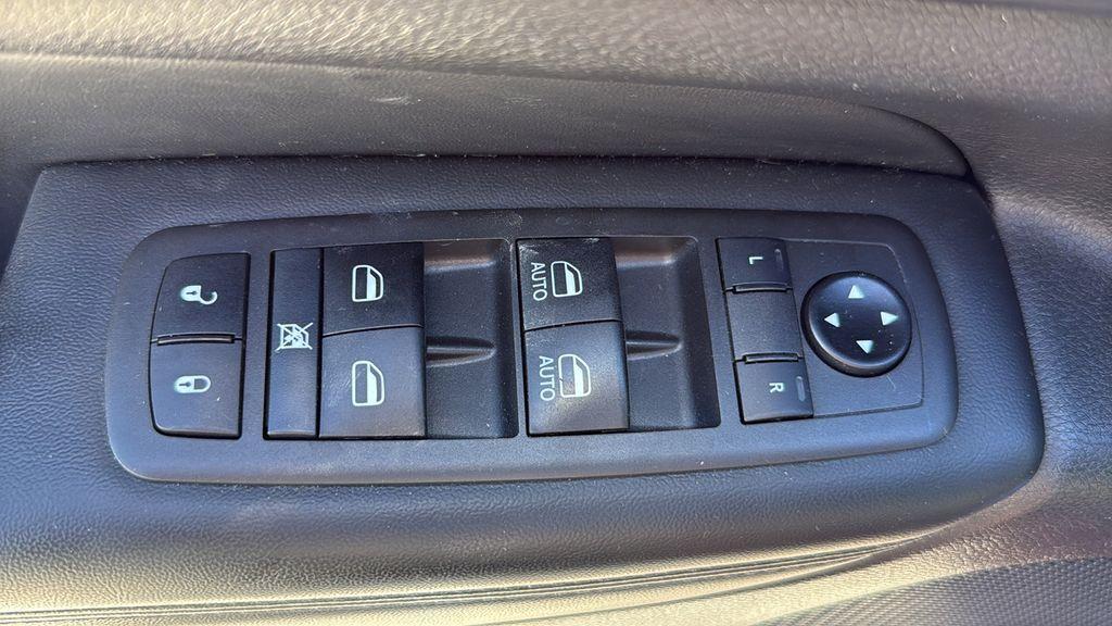 used 2021 Jeep Grand Cherokee car, priced at $25,470