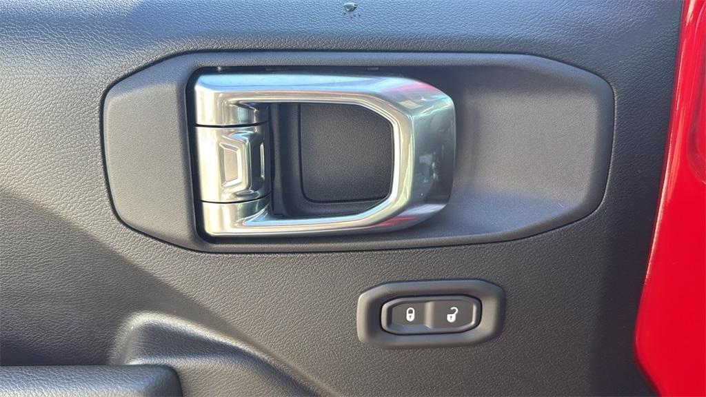 new 2026 Jeep Wrangler car, priced at $39,650