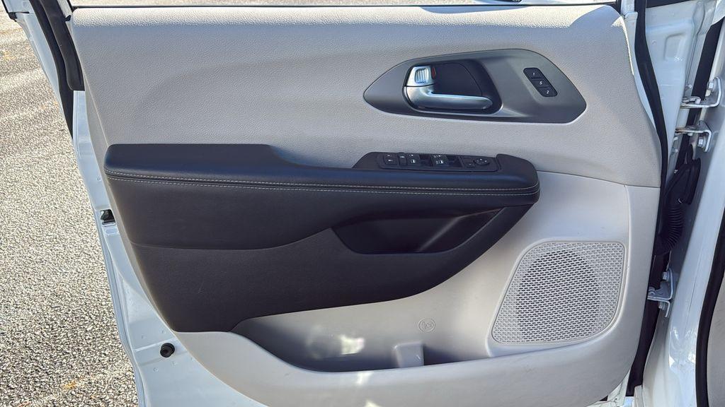 used 2022 Chrysler Pacifica car, priced at $19,990