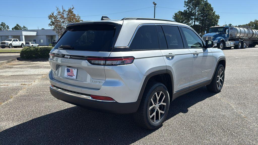 new 2025 Jeep Grand Cherokee car, priced at $36,272