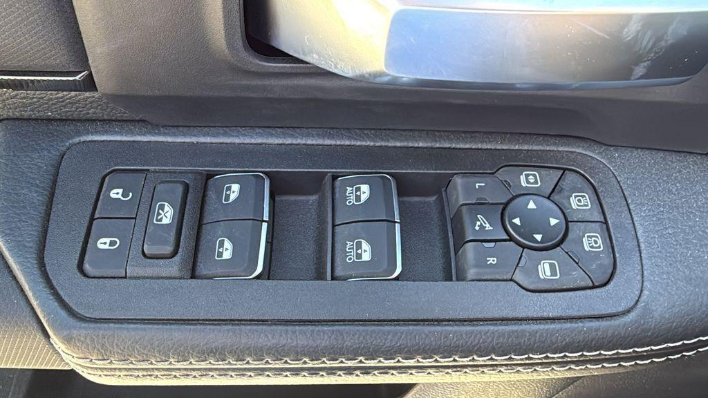 new 2025 Ram 2500 car, priced at $72,270