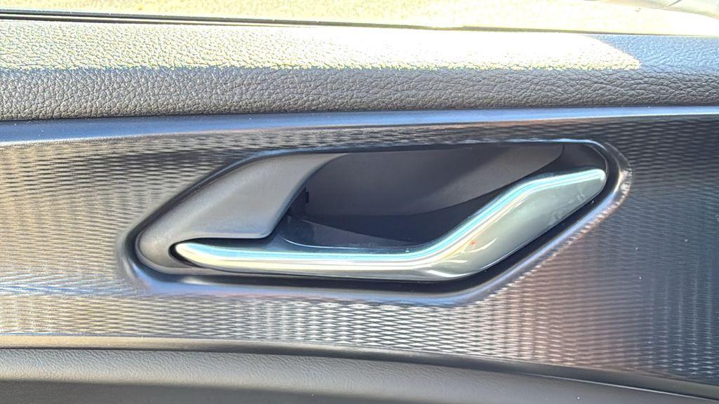 new 2025 Jeep Grand Cherokee car, priced at $33,741