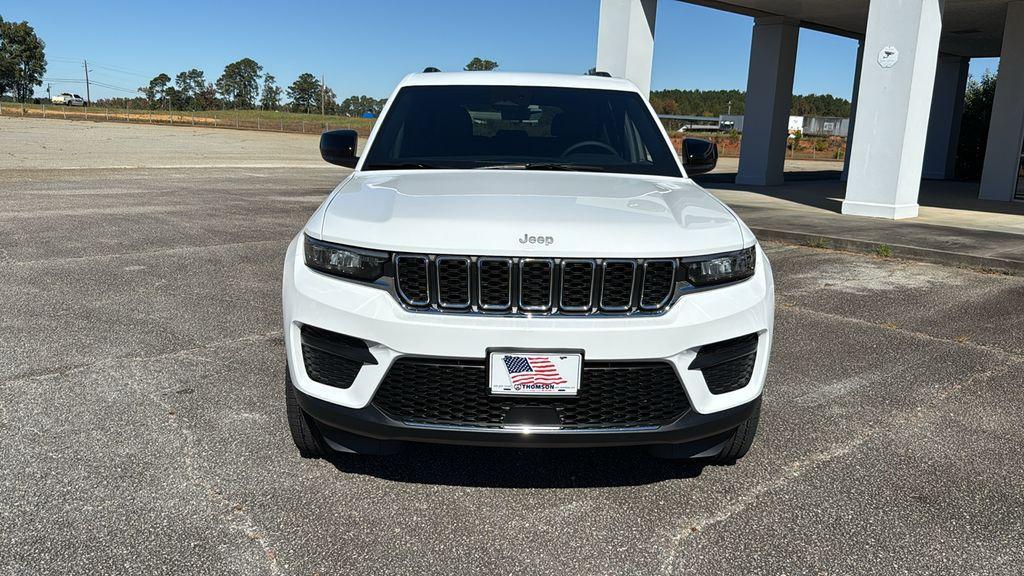 new 2025 Jeep Grand Cherokee car, priced at $33,741