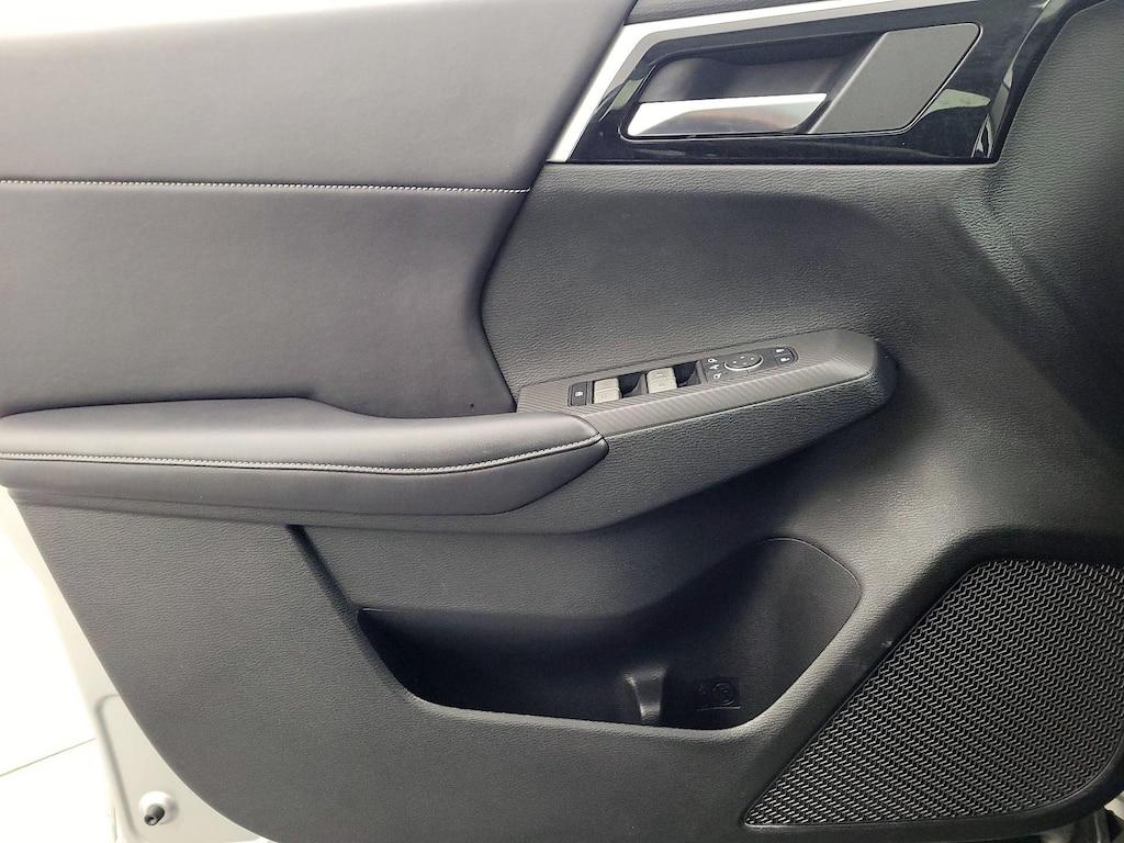 used 2024 Mitsubishi Outlander car, priced at $26,998