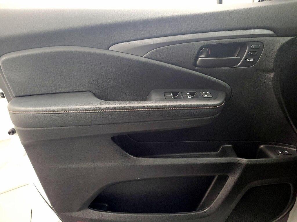 used 2022 Honda Pilot car, priced at $32,998