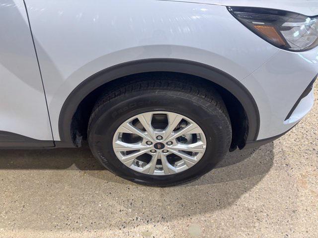 used 2025 Ford Escape car, priced at $24,995