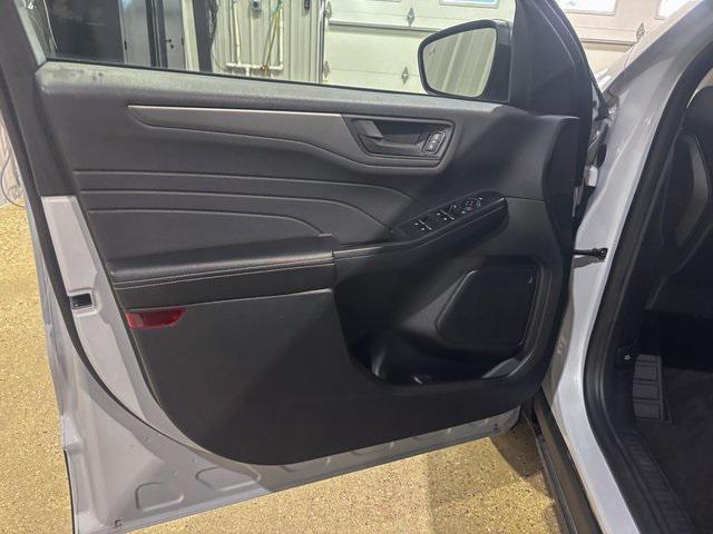 used 2025 Ford Escape car, priced at $24,995