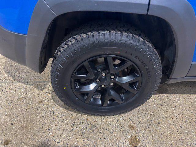 used 2017 Jeep Cherokee car, priced at $19,670