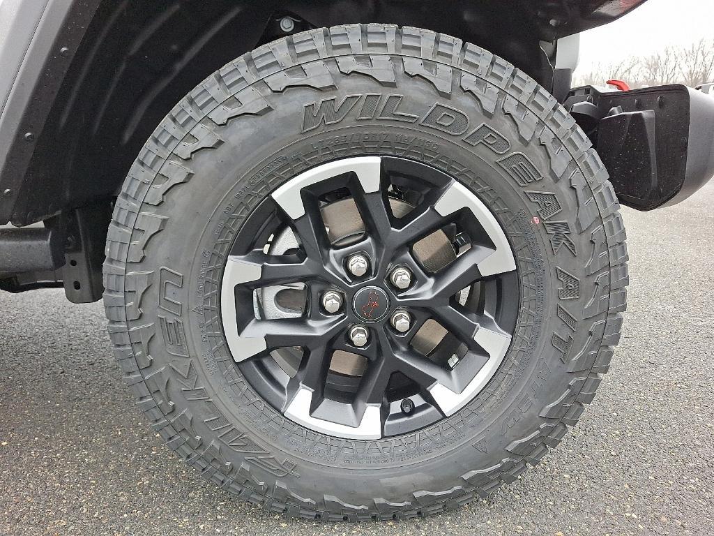 new 2026 Jeep Gladiator car, priced at $60,634