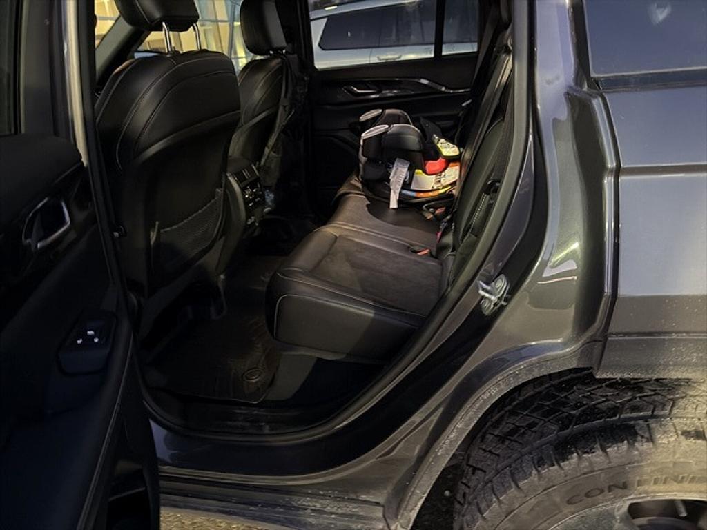 used 2023 Jeep Grand Cherokee car, priced at $31,158