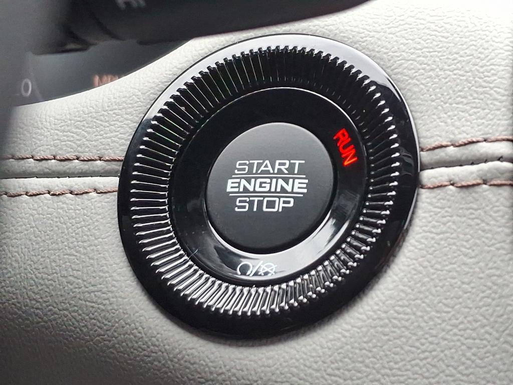 new 2025 Jeep Compass car, priced at $40,468