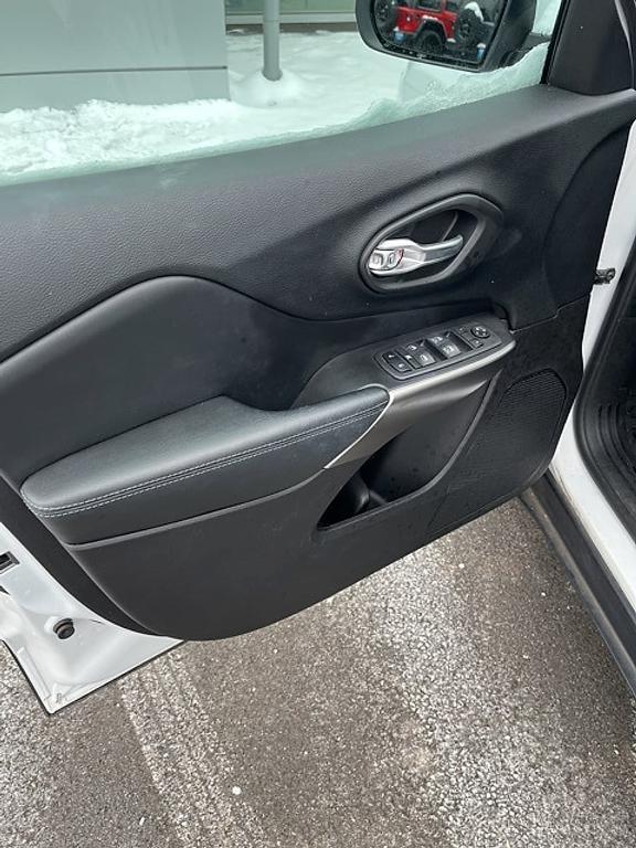 used 2020 Jeep Cherokee car, priced at $19,680