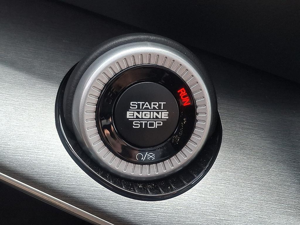 new 2026 Jeep Grand Wagoneer L car, priced at $84,037