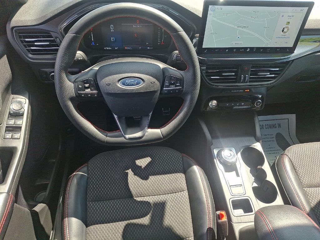 used 2024 Ford Escape car, priced at $25,327