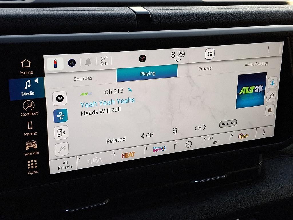 new 2026 Jeep Wrangler car, priced at $39,309