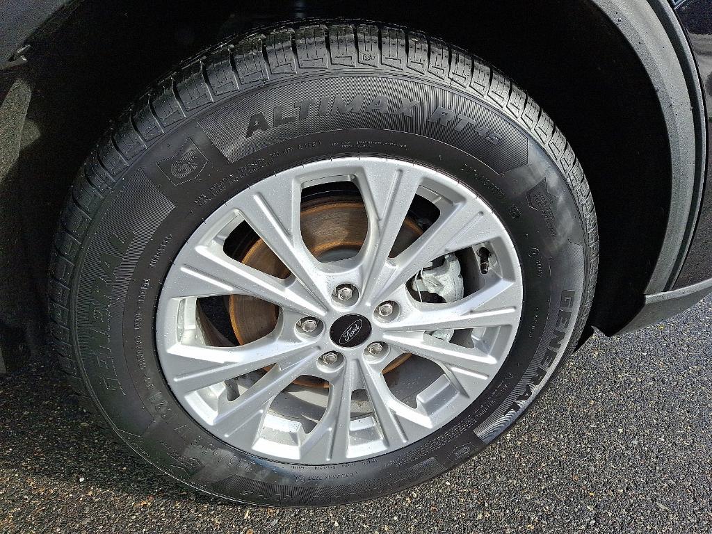 used 2025 Ford Escape car, priced at $24,886