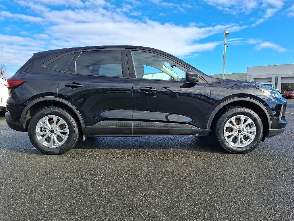 used 2025 Ford Escape car, priced at $24,886