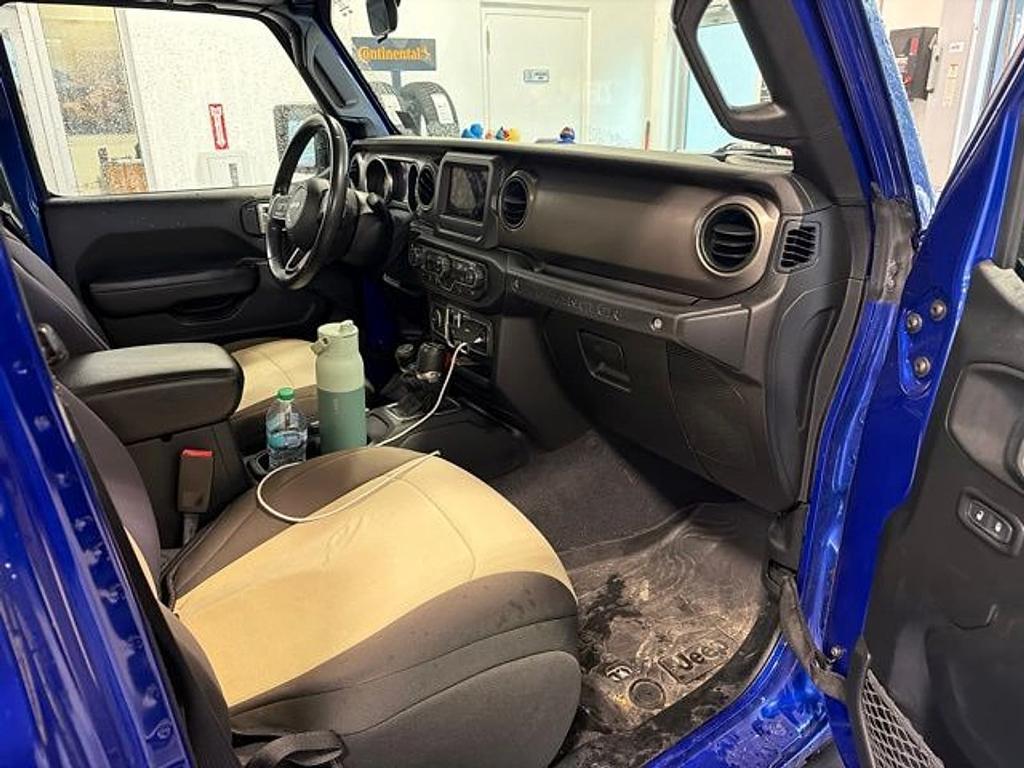 used 2020 Jeep Wrangler Unlimited car, priced at $23,484