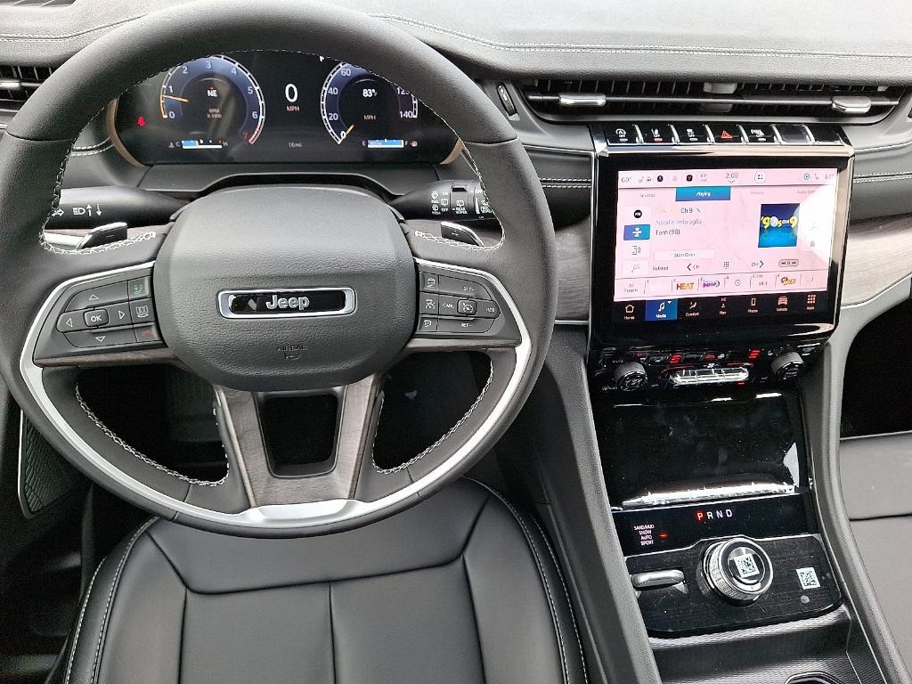 new 2025 Jeep Grand Cherokee car, priced at $50,011