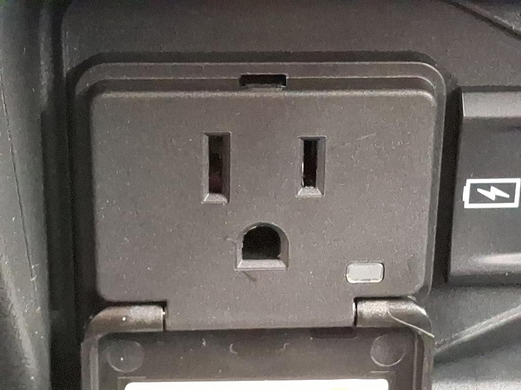 new 2025 Jeep Grand Cherokee car, priced at $50,011