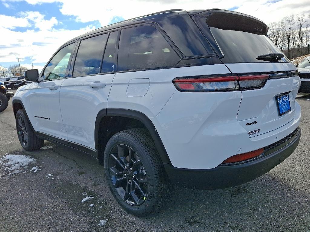 new 2025 Jeep Grand Cherokee car, priced at $51,130