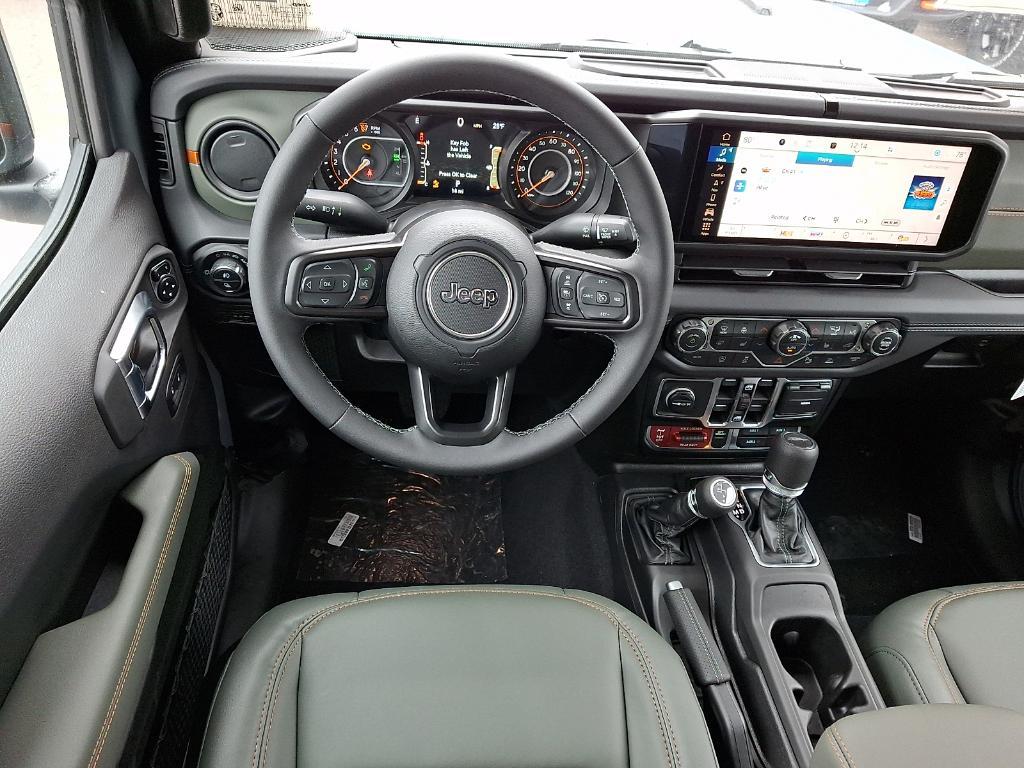 new 2026 Jeep Gladiator car, priced at $60,037