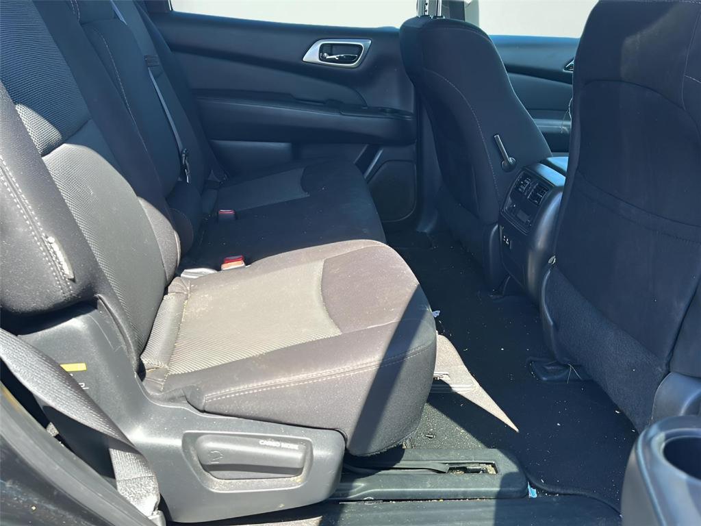 used 2020 Nissan Pathfinder car, priced at $12,987