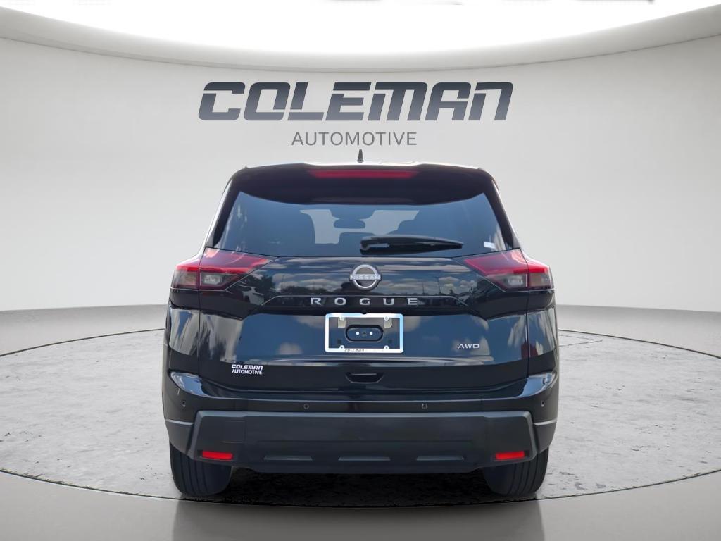 used 2025 Nissan Rogue car, priced at $21,167
