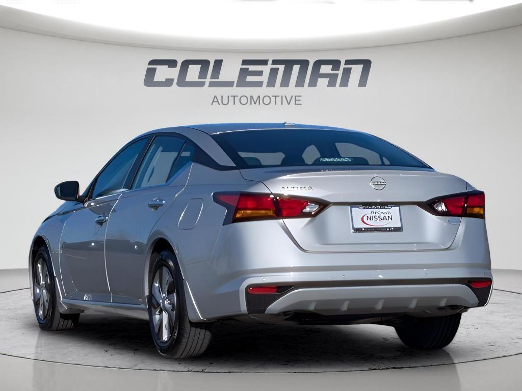 used 2025 Nissan Altima car, priced at $23,587