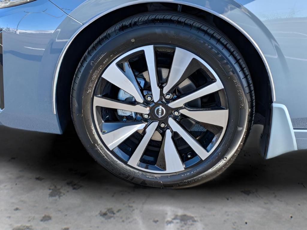 used 2025 Nissan Sentra car, priced at $22,117