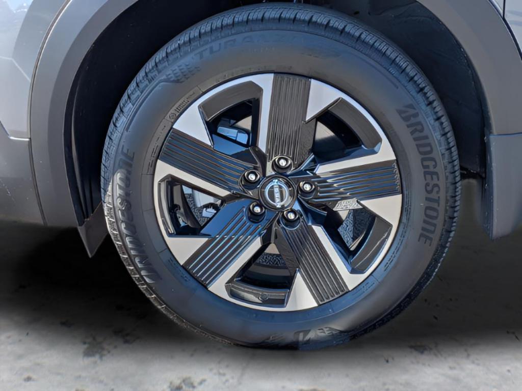 used 2025 Nissan Kicks car, priced at $23,587