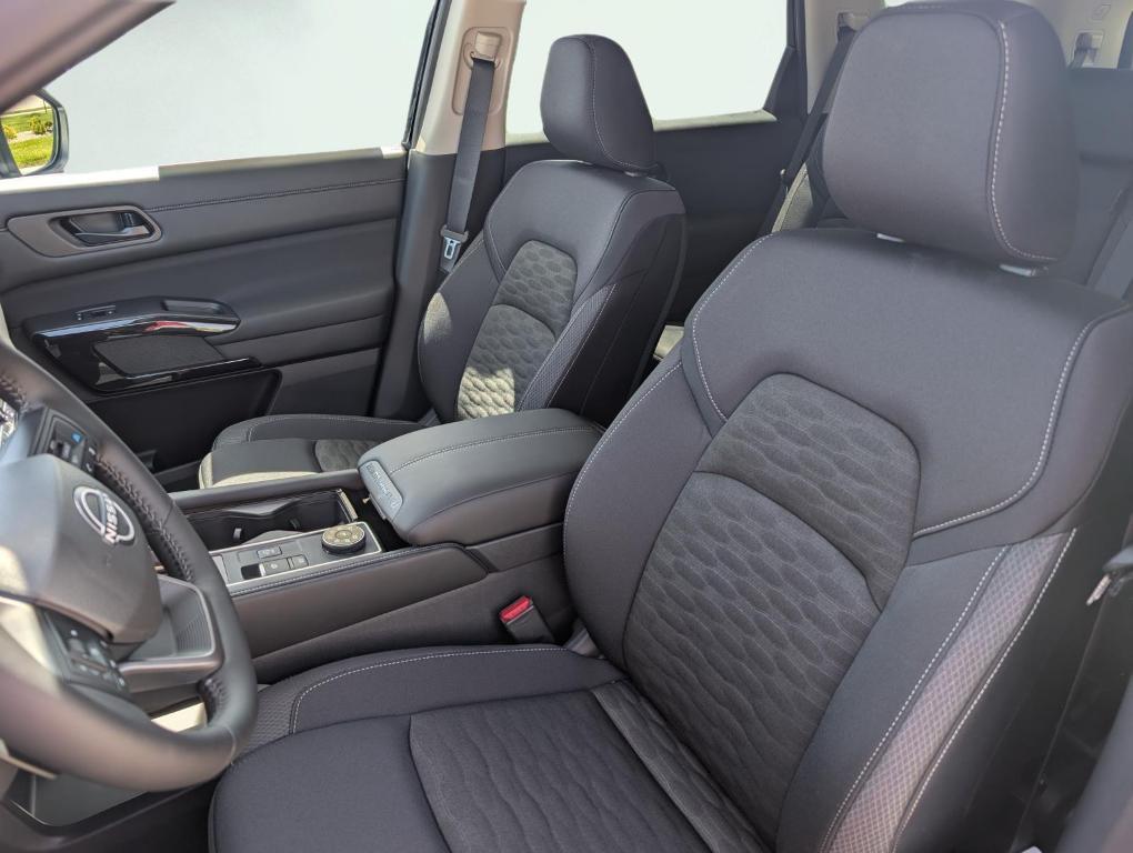 new 2026 Nissan Pathfinder car, priced at $42,332