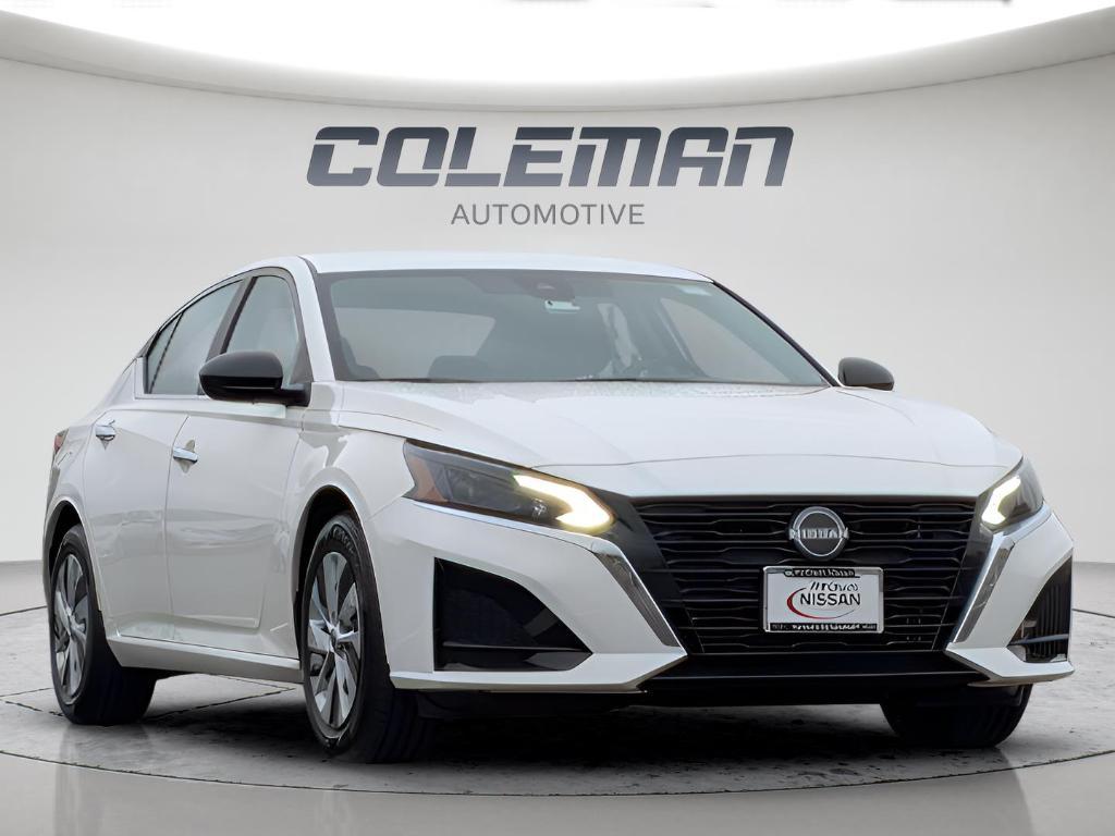 used 2025 Nissan Altima car, priced at $23,587