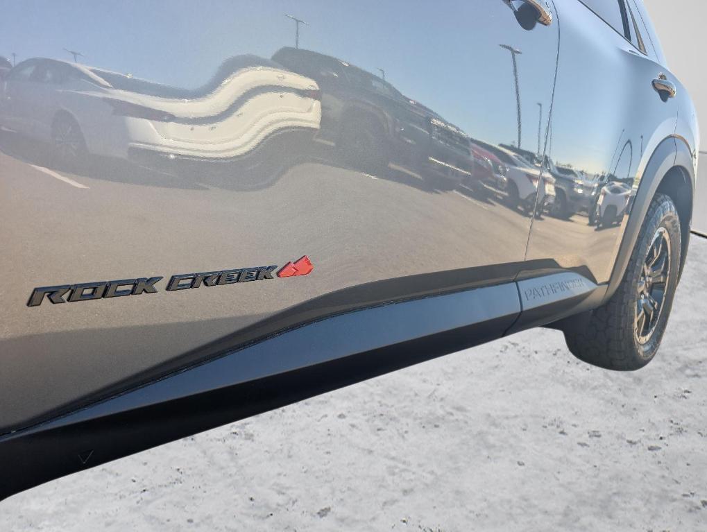 new 2026 Nissan Pathfinder car, priced at $47,184