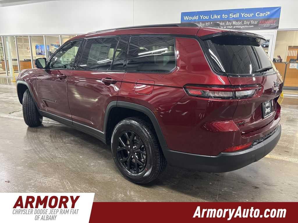 new 2025 Jeep Grand Cherokee L car, priced at $42,030