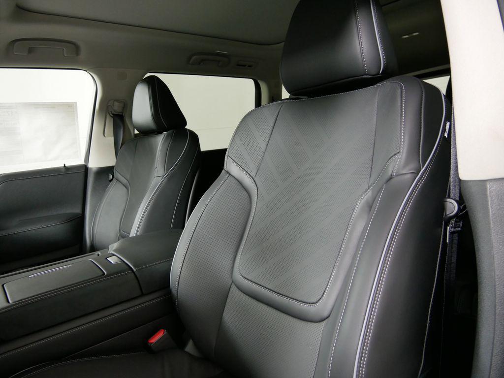 new 2025 INFINITI QX80 car, priced at $82,970