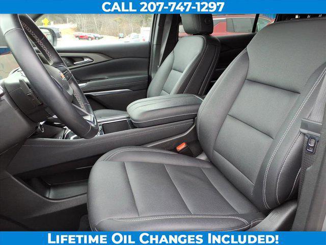 used 2025 Chevrolet Traverse car, priced at $35,950