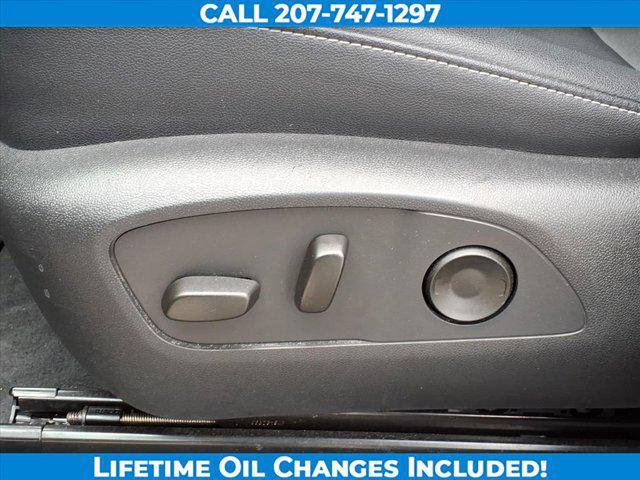 used 2025 Chevrolet Traverse car, priced at $35,950