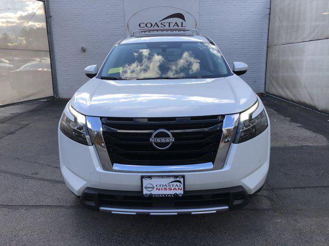 new 2025 Nissan Pathfinder car, priced at $46,784