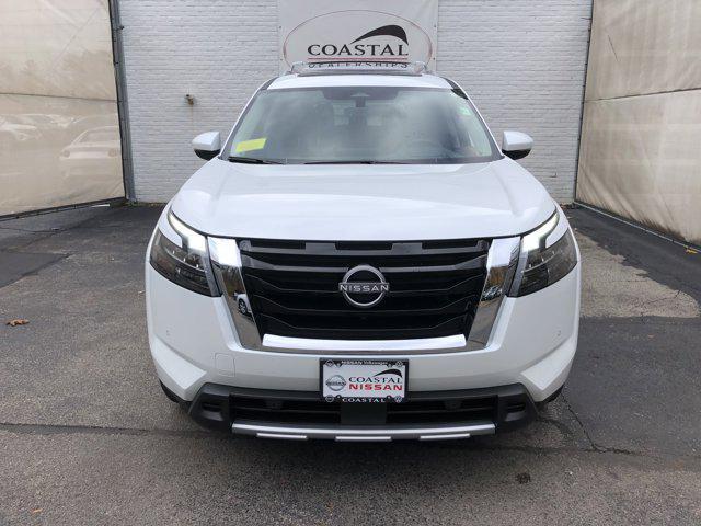 new 2025 Nissan Pathfinder car, priced at $46,784
