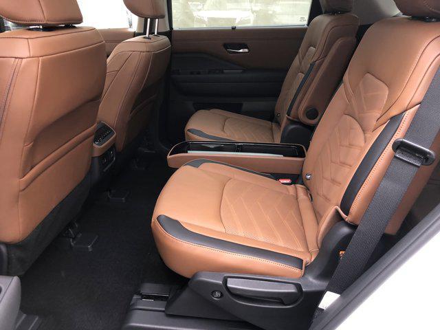 new 2025 Nissan Pathfinder car, priced at $46,784