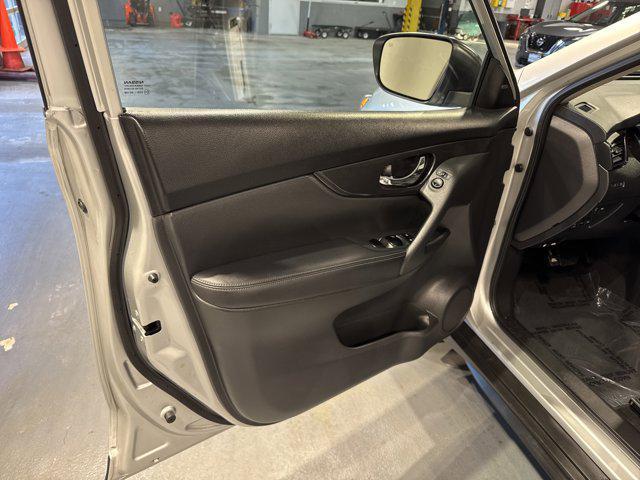 used 2017 Nissan Rogue car, priced at $13,977